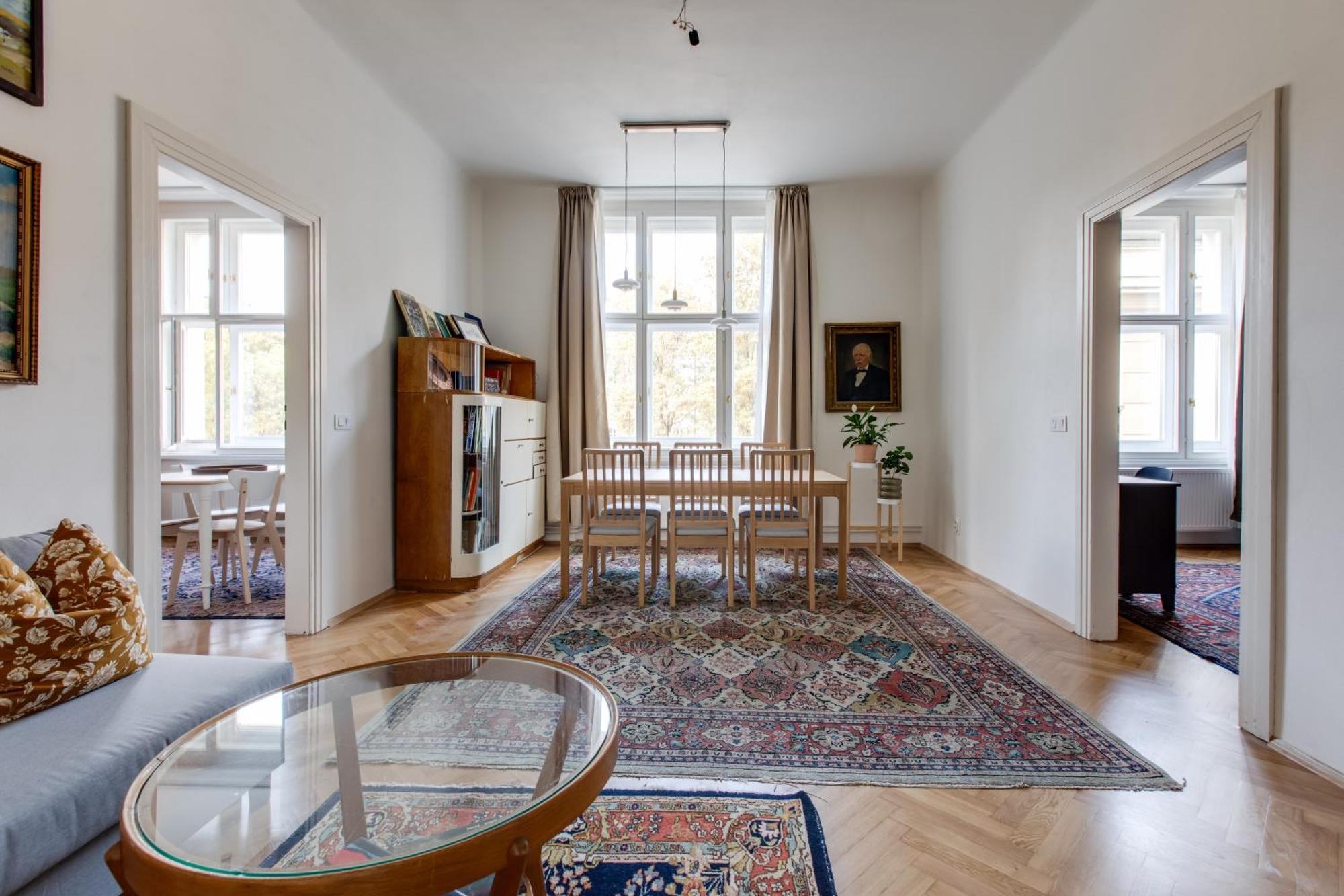 Heart Of Old Town Comfy 2bdr 2bath Praga