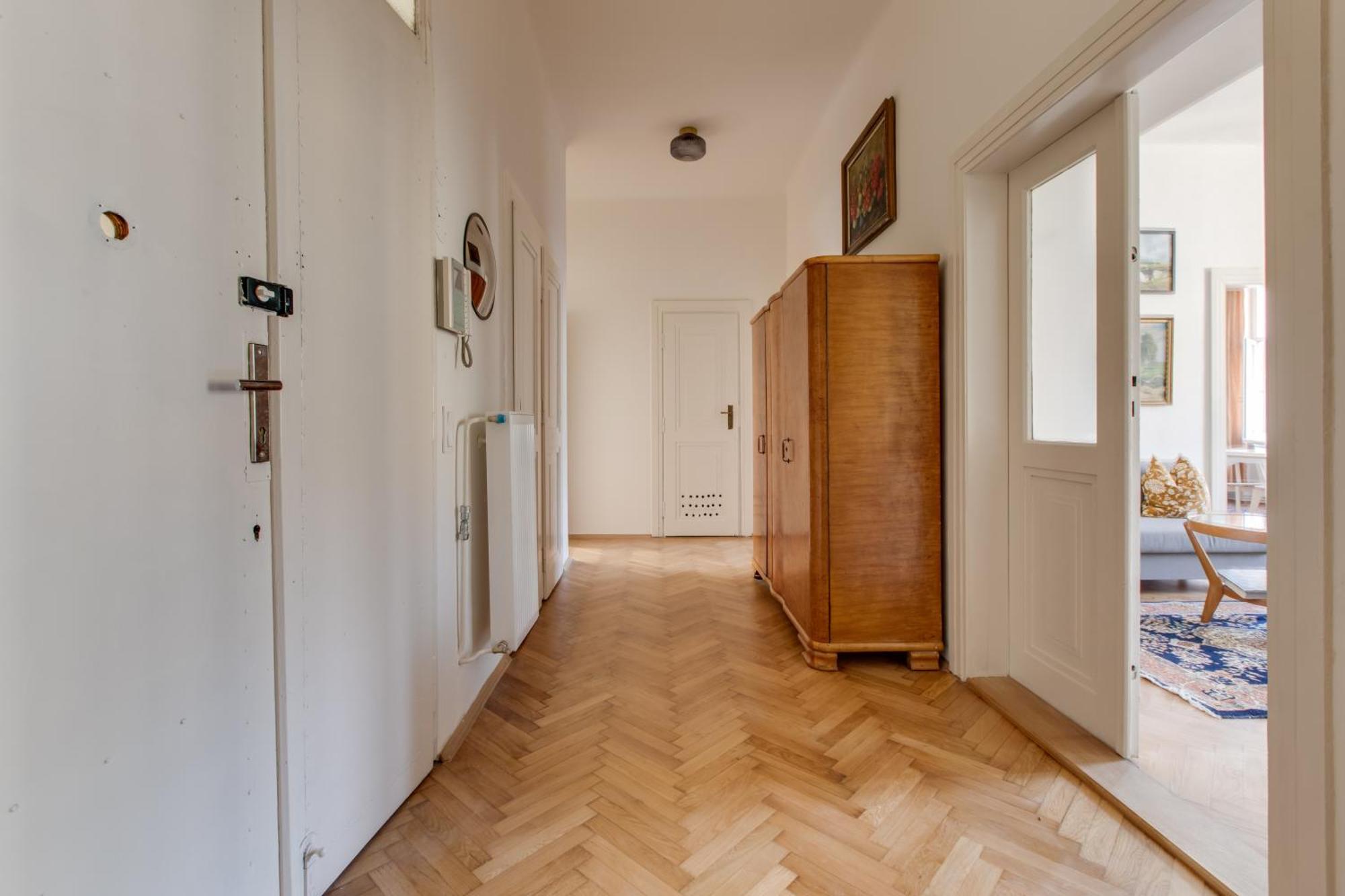 Heart Of Old Town Comfy 2bdr 2bath Praga